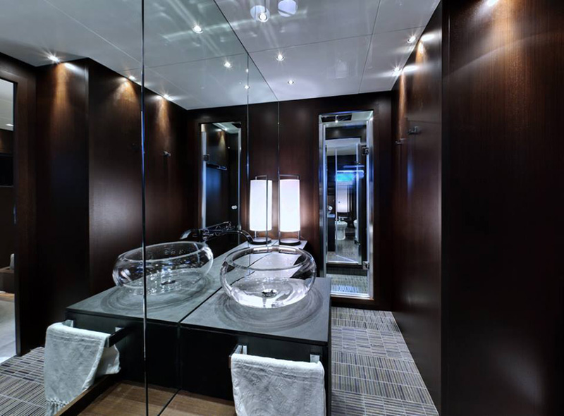 Illustration for article titled A Single Night of Sex on This Luxury Hotel Submarine Costs $390,000